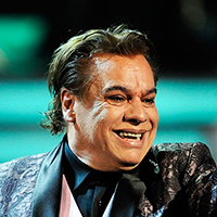 La leggenda di Juan Gabriel rivive a Città del Messico