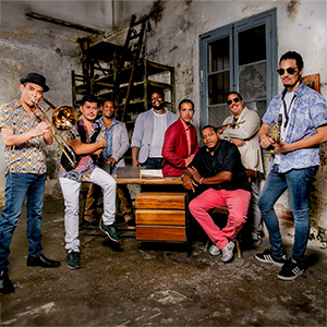 Salsa Ilegal: “Aisha”