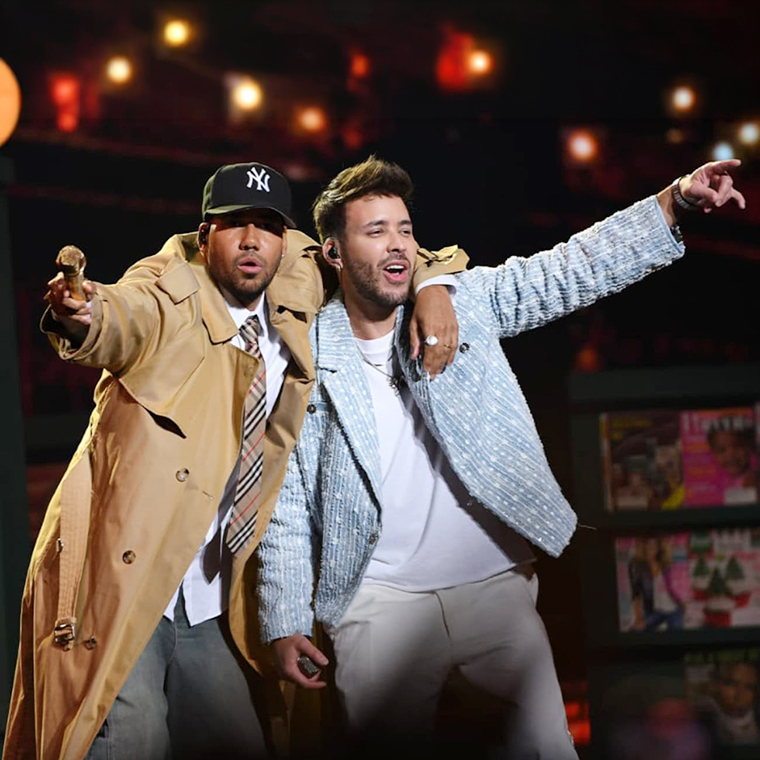 Tre premi Billboard per Romeo Santos e Prince Royce con “Better late then ever”